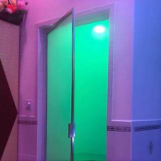 Private Spa, Jacuzzi and Sauna Package with 1-Hour Massage 3