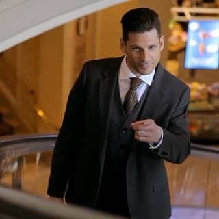 Mike Hammer Comedy Magic Show 8