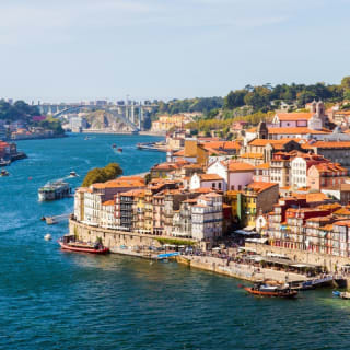Romantic Porto Outdoor Exploration Game 3
