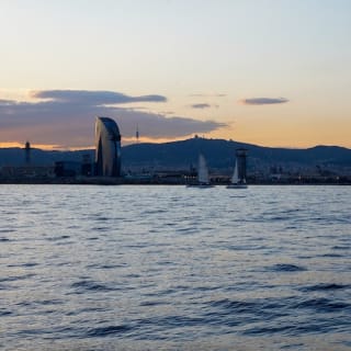 Catamarano ecologico: Barcellona Golden Sunset e Chill-out 4