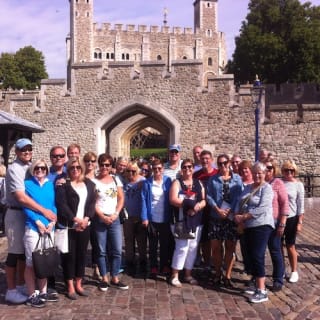 Early-Access Tower of London: Complete Tour with Crown Jewel & Opening Ceremony 9