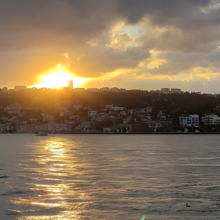 Istanbul Bosphorus Sunset Cruise with Wine on a Luxury Yacht 18