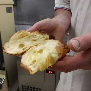 French Baking Class: Baguettes und Croissants in einer Pariser Bäckerei 3