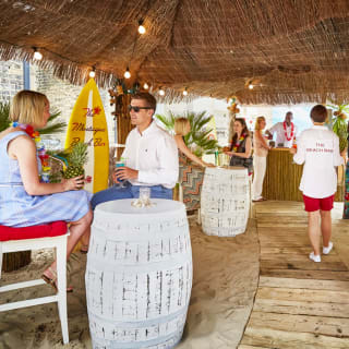 Bottomless Cocktails on The Beach at The Montague On The Gardens 2