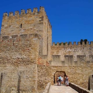 Castelo de São Jorge: admission + audio guide 2