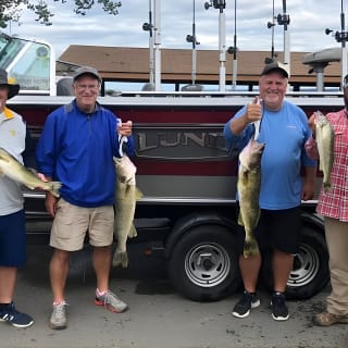 Lake Erie Walleye Fishing Charters 12