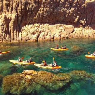 Excursión de kayak y esnórquel en La Costa Brava desde Barcelona 2