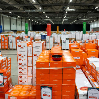 The Le Creuset Factory to Table Sale in Harrogate - Waitlist 4