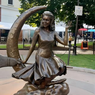 Self-Guided Smartphone Ghost Walking Tour in Salem 2