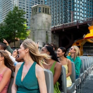 Lake Michigan & Chicago River: 75 Minute Speedboat Cruise 1