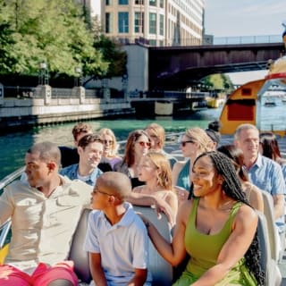 Lake Michigan & Chicago River: 75 Minute Speedboat Cruise 2