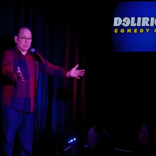 Don Barnhart Brings Nightly Laughter To Delirious Comedy Club 32