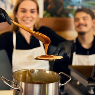 Tradizionale laboratorio di Stroopwafel ad Amsterdam 12