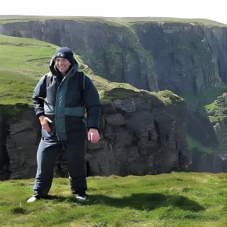 Cliffs of Moher walk with local farmer. Clare. Guided. 3 hours. 4