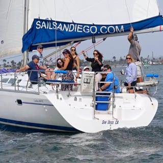 Excursión en velero al atardecer en San Diego para grupos reducidos 2