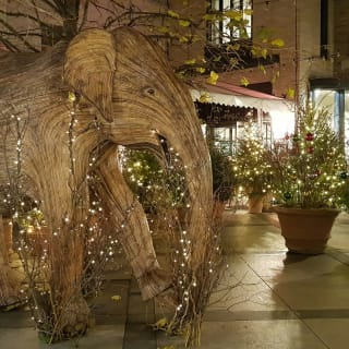 Luminous London's West End Outdoor Exploration Game 1