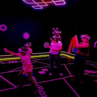 Playbox VR: Realidad Virtual en Grupo 8