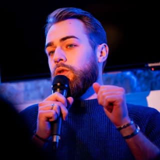 Stand-Up-Show im Cabaret La Vénus 5