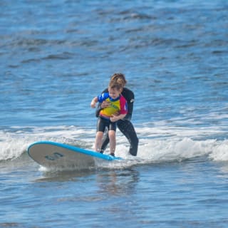 Playa de las Américas: Clase de surf privada o en grupo reducido 8