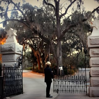 Savannah's Bonaventure Cemetery After Hours Group Tour 9