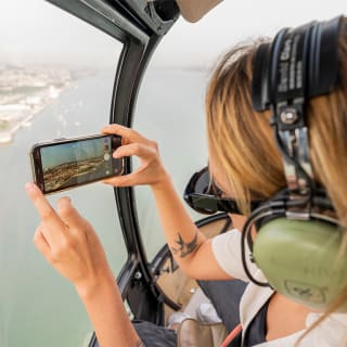 Tour Lisboa cidade antiga, passeio de helicóptero e tour de barco 3