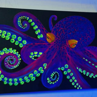 Neon Paint & Sip Experience 4