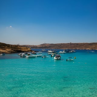 Blue Lagoon, Comino, Caves & St Paul’s Islands 2