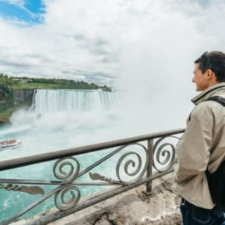 Niagara Falls Day Tour from Toronto + Hornblower Cruise & Niagara-on-the-Lake 8