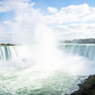 Niagara Falls Day Tour from Toronto + Hornblower Cruise & Niagara-on-the-Lake 11