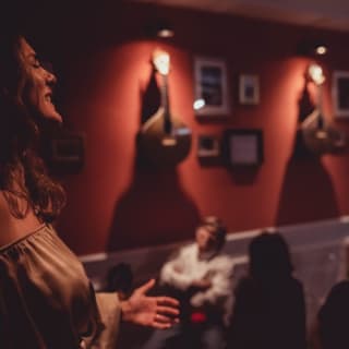Fado a Lisbona: spettacolo intimo di fado dal vivo a tarda sera con vino Porto 8