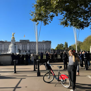 Fun Bike Ride to LDN Landmarks +quirky facts+post ride pint 24