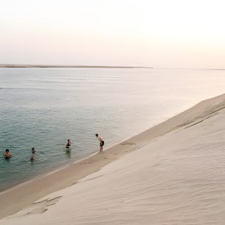 10 Hour Desert Safari Tour at Qatar with BBQ 1