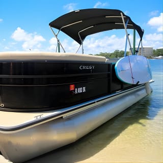 12 passenger Crab Island pontoon boat rental  2