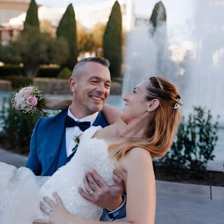 Professional Wedding Chapel Photographer in Las Vegas 9