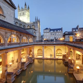 Inner Circle Access of Stonehenge including Bath and Lacock Day Tour from London 15