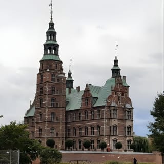 Tour privado de un día con guía de audio autoguiado en Copenhague 3