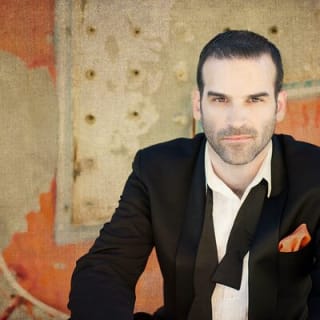 Frankly Frank: Sinatra Tribute Show in Las Vegas 4