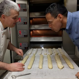 French Baking Class: Baguettes und Croissants in einer Pariser Bäckerei 7