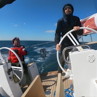 Private Day Charter auf Amazing Mowgli 18