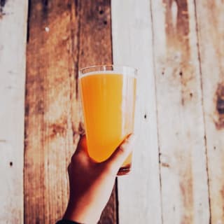 2 Pintes ou 2 Cocktails à L'Intrépide Craft Beer Bar 1