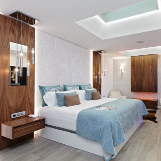 Grupotel Mayorazgo: notte romantica per 2 con colazione e altro 5