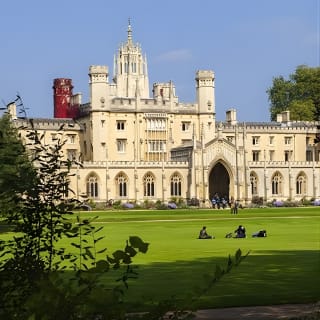 Oxford & Cambridge Universities Tour con ingresso a Christ Church 6