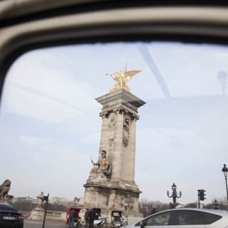 Balade légendaire en 2CV Citroën : les monuments parisiens 1