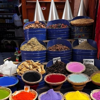 Medina Souks Shopping Tour 8