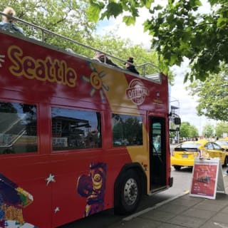 Hop-on Hop-off Bus Seattle 35