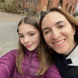 Enchanting Skylines of Brooklyn Heights Outdoor Exploration Game 2