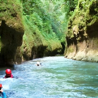Body Rafting™ & -Höhlenwandern in einem Naturschutzgebiet 18