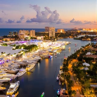 Venice of America Tour | Millionaire's Row | Complimentary Drinks 1
