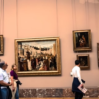 Visite de Paris : Déjeuner à la Tour Eiffel, croisière en bateau et visite du Louvre 18