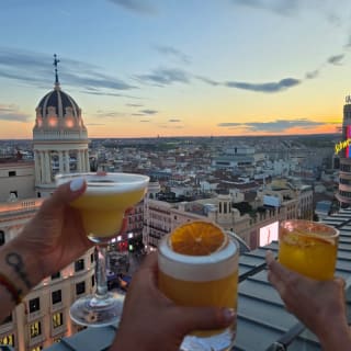 DJ & Sunset at Ella Sky Bar. Premium Plan 8